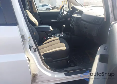 2011 Mitsubishi Endeavor из США, поврежденный, VIN 4A4JN2AS5BE035584